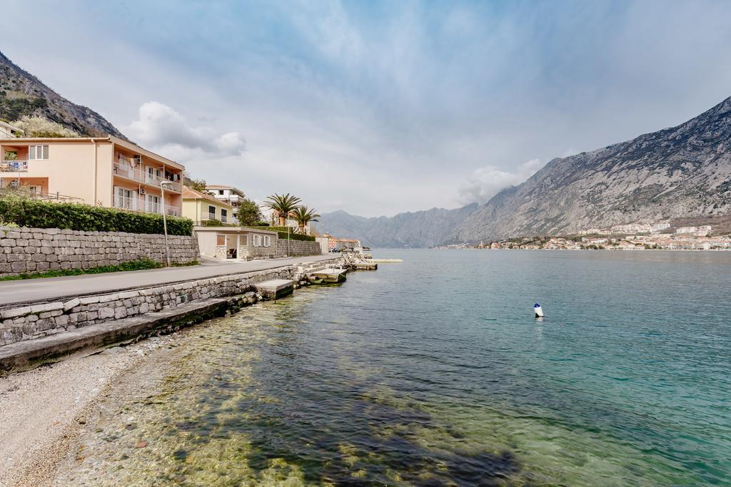 Sea Holiday Muo With Sea And City View Cattaro Esterno foto